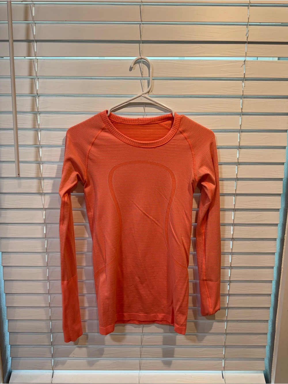 lululemon athletica Coral Seamless Long-Sleeve Performance Top